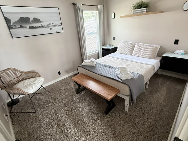 Bedroom cleaned with carpet and surfaces reset